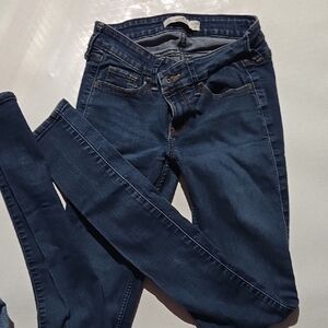 Hollister Women's Dark Wash Skinny Jeans
